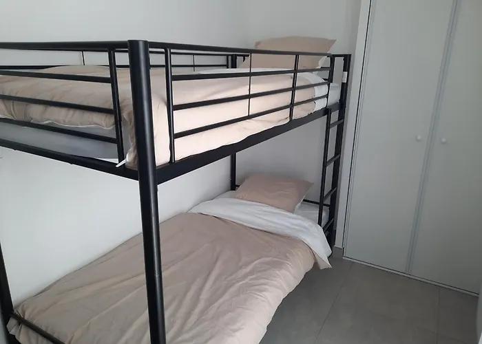 Neuf Et Climatise, 6 Personnes, Avec Piscine Apartment