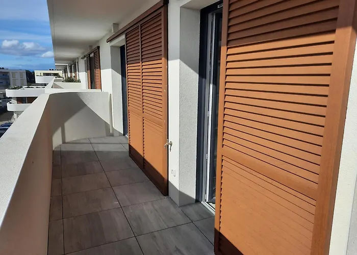 Neuf Et Climatise, 6 Personnes, Avec Piscine Apartment *