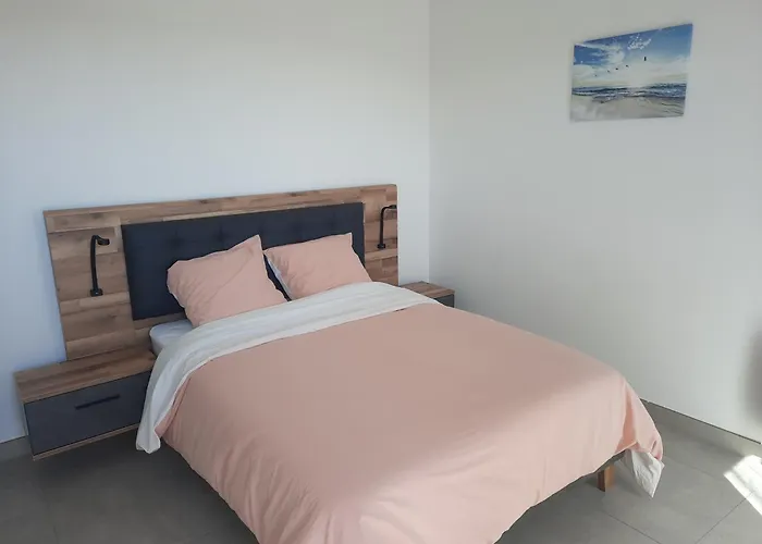 Apartment Neuf Et Climatise, 6 Personnes, Avec Piscine